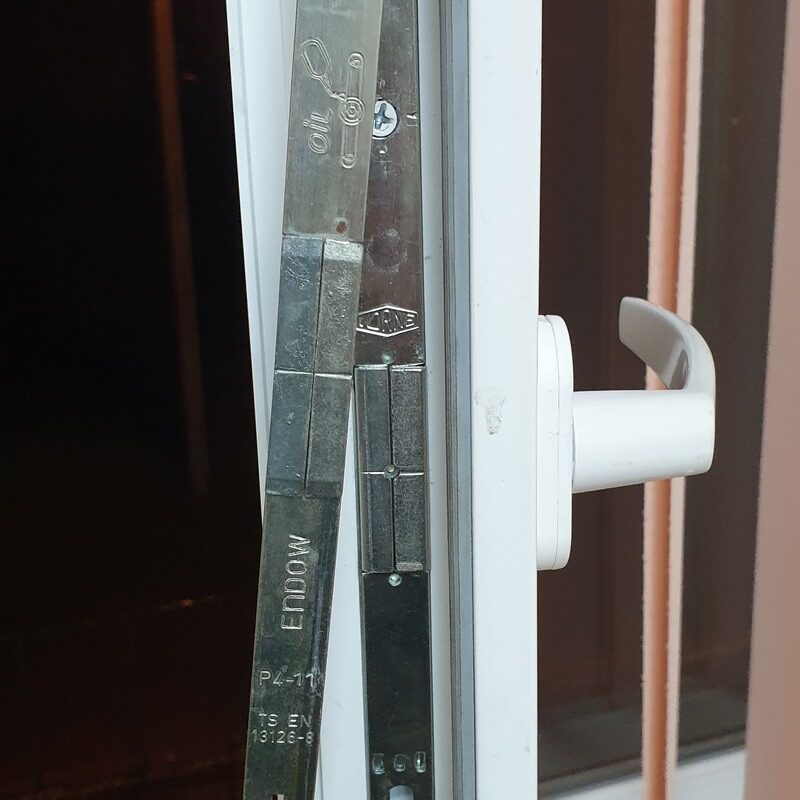 Ремонт окон | Москитная сетка | Замена фурнитуры |